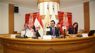 مهرجان القاهرة يناقش المسرح العربي في عصر ما بعد العولمة