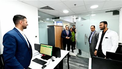 شريف الشربيني يزور مقر صندوق الإسكان الاجتماعي 