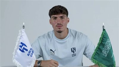 أكتشيشيك: مورينيو بمثابة والدي الكروي.. والانضمام للهلال السعودي حلم تحقق