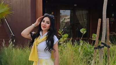 لجين عمران ترفع شعار 