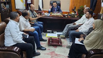 آلية تشغيل أقسام العناية المركزة بمستشفى سوهاج العام على مائدة إجتماعات الصحة