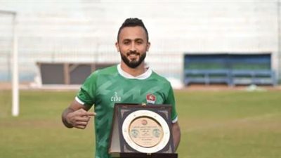 أحمد الشيخ: وفاة والدي وزوجتي 