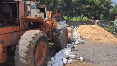 إزالة 4 حالات تعدي بالبناء المخالف بمركز المحلة 