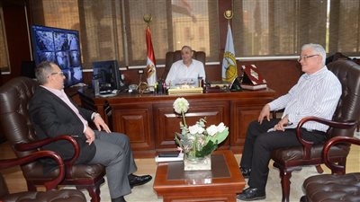 محافظ الغربية: التنسيق والتكامل مع ممثلي الشعب الطريق  لتحقيق أولويات المواطنين