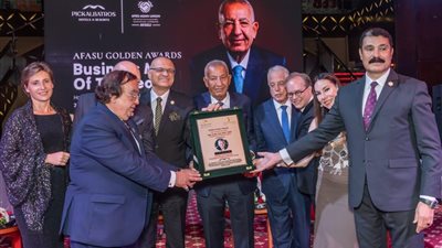 “الاتحاد الأفريقي الآسيوي يكرّم رجل الأعمال كامل أبو على ومجموعة بيك الباتروس للفنادق تحصد جوائز التميز السياحى الدولى