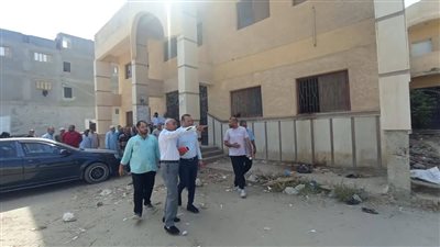 وكيل صحة البحيرة يتفقد الوحدة الصحية بكوم الطرفاية بكفر الدوار