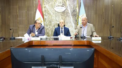 حصر ومعالجة النقاط الخطرة على الطرق للحد من الحوادث بكفرالشيخ
