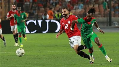 رئيس بوركينا فاسو يحضر مباراة مصر في تصفيات كأس العالم