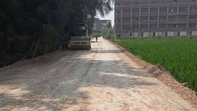  الانتهاء من أعمال الفرمة الترابية بطريق قرقور في دمنهور