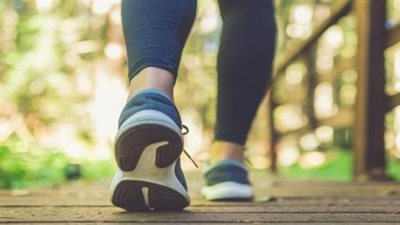 المشي بعد الأكل لـ15 دقيقة عادة تحمي صحتك لعقود