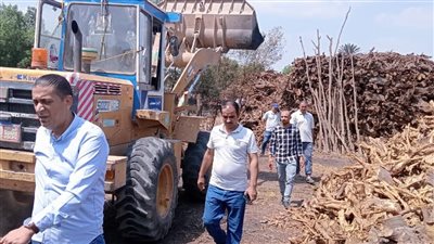 ضبط 13 مكمورة فحم مخالفة في بلبيس لمواجهة السحابة السوداء 