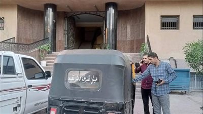 حملات مكثفة لضبط المركبات المخالفة بشوارع نجع حمادى