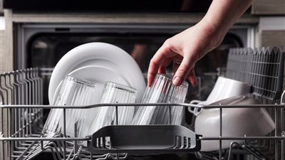 خبراء يكشفون الحقيقة.. هل أقراص غسالة الصحون آمنة على الصحة