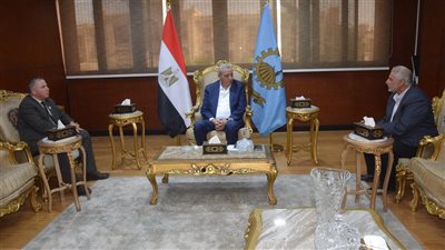 محافظ الغربية يستقبل رئيس الجامعة التكنولوجية بسمنود