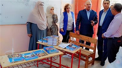 دير تعليم الفيوم يتفقد الاستعدادات النهائية بمدارس إدارتي شرق وغرب 