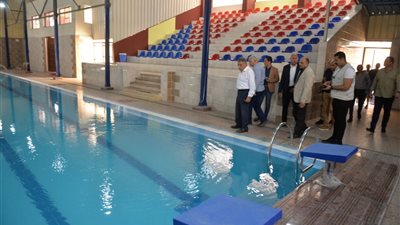 محافظ الدقهلية يتفقد حمام سباحة الجلاء استعدادًا للعام الدراسي الجديد