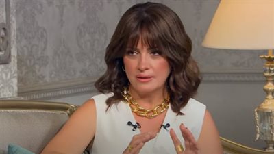 ريهام عبدالغفور تبكي على الهواء (فيديو)