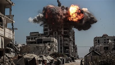 38 شهيدًا في قصف الاحتلال على مناطق متفرقة بغزة منذ فجر اليوم