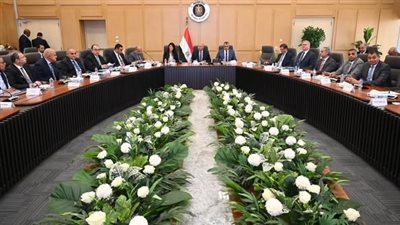 نائب رئيس مجلس الوزراء للتنمية الصناعية يترأس الاجتماع الثلاثين للمجموعة الوزارية للتنمية الصناعية