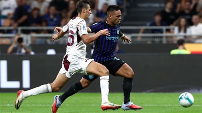 أياكس يصطدم بالإنتر في قمة أوروبية على ملعب يوهان كرويف