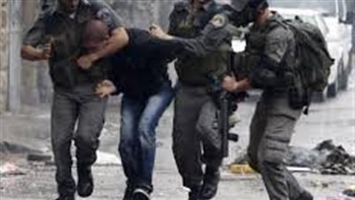 الاحتلال الإسرائيلي يعتقل فلسطينيين من رام الله 