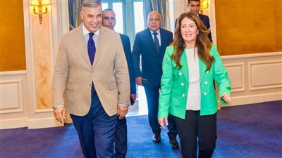 محافظ الإسكندرية وسفيرة الولايات المتحدة الأمريكية  يبحثان سبل التعاون في قطاع النقل البحري