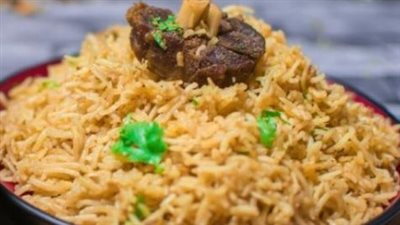 طريقة عمل الأوزي باللحم