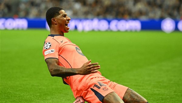 برشلونة يحسم موقفه من شراء ماركوس راشفورد نهائيًا