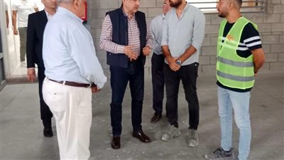 شيمى يتفقد شركتي 