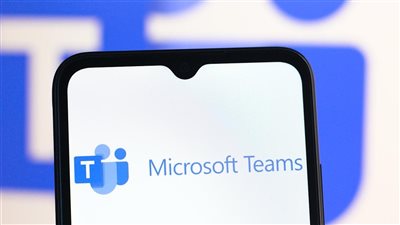  مايكروسوفت تستسلم وتفصل تيمز في أوروبا لتجنب غرامة بمليارات الدولارات