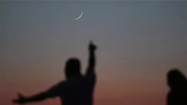 الإفتاء: بعد غدٍ الخميس أولُ أيامِ شهرِ جمادى الأولى لعام ١٤٤٧هـ