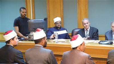 أمين (البحوث الإسلاميَّة) يتفقَّد المقابلات الشخصيَّة لابتعاث إحياء ليالي رمضان 1447هـ