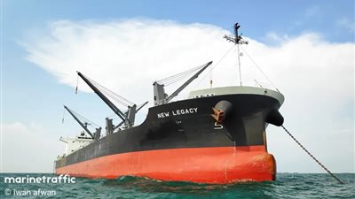 تداول 12 ألف طن بضائع عامة ومتنوعة بمواني البحر الأحمر