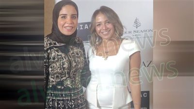 فريدة تمرازا: الملكة حتشبسوت تعود للحياة على منصات أسبوع الموضة بباريس بتوقيع مصري (خاص) 