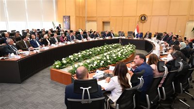 وزير الصناعة والنقل يترأس الاجتماع الحادي والثلاثين للمجموعة الوزارية للتنمية الصناعية
