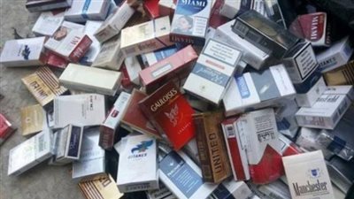 ضبط ميكروباص محمل بآلاف السجائر المجهولة بمنطقة برج العرب 
