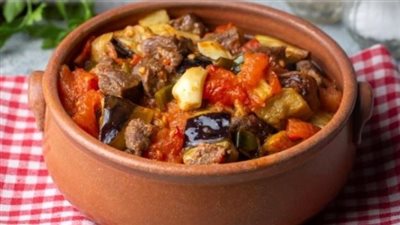 ثريد اللحم بالخضار السعودي.. المقادير وطريقة التحضير