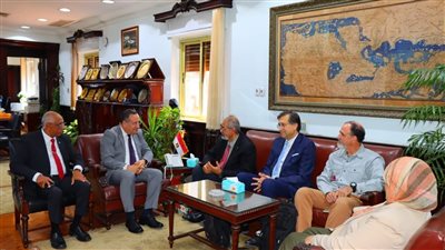 رئيس جامعة الإسكندرية يبحث تعزيز التعاون الأكاديمي والبحثي مع وفد جامعة فرجينيا تك الأمريكية