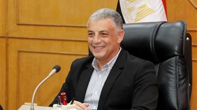 محافظ الاسماعيلية يقرر فتح شواطئ وأندية الإسماعيلية بالمجان 