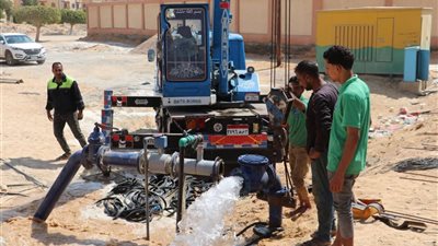 جهاز مدينة السادات يعزز إمدادات مياه الشرب بعدد من المناطق السكنية