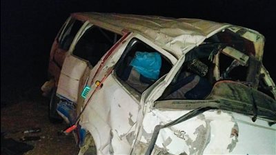 مصرع واصابة 9 أشخاص فى حادث تصادم سيارتين بقنا 