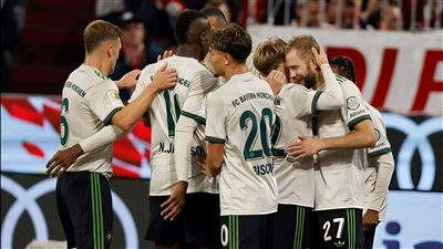 بايرن ميونخ يسحق فيردر بريمن برباعية في الدوري الألماني