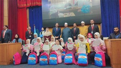 المنطقة الأزهرية بالإسكندرية تُكرِّم طلابها الفائزين في مسابقة التغيرات المناخية 