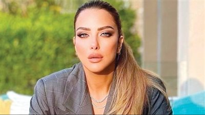 ريم مصطفى تخطف الأنظار بمكياج ساحر وإطلالة كاجوال