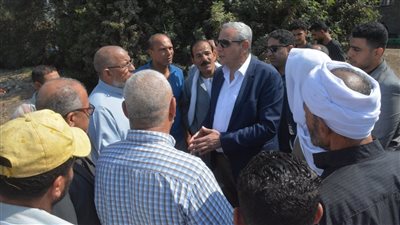 محافظ الغربية يواصل تقديم واجب العزاء لأسر شهداء حادث المحلة