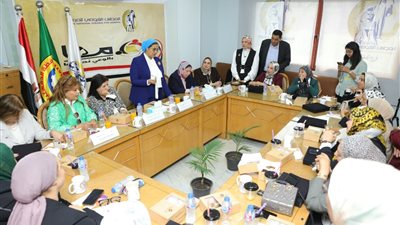 المستشارة أمل عمار تلتقى عضوات فرع المجلس القومي للمرأة بمحافظة الدقهلية