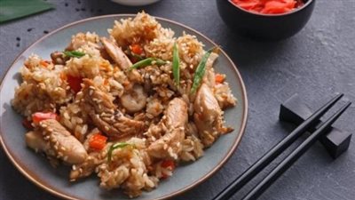 أرز صيني بالدجاج 