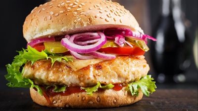 حضري كفتة الدجاج بالخضار على خطى المطاعم