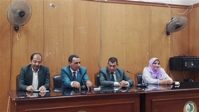  اللقاء التعريفي لطلاب الفرقة الأولى بنظام الساعات المعتمدة بـ آداب الفيوم