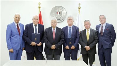 وزير التعليم العالى يشهد توقيع تجديد بروتوكول تعاون بين جامعة المستقبل وجامعة كورك الأيرلندية